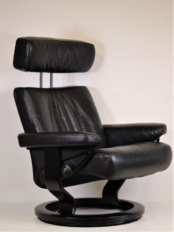 Zwarte Ekornes Stressless relax zetel Kringwinkel